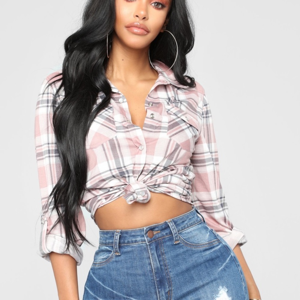 3 for $15 🎉 Fashion Nova Pink Flannel